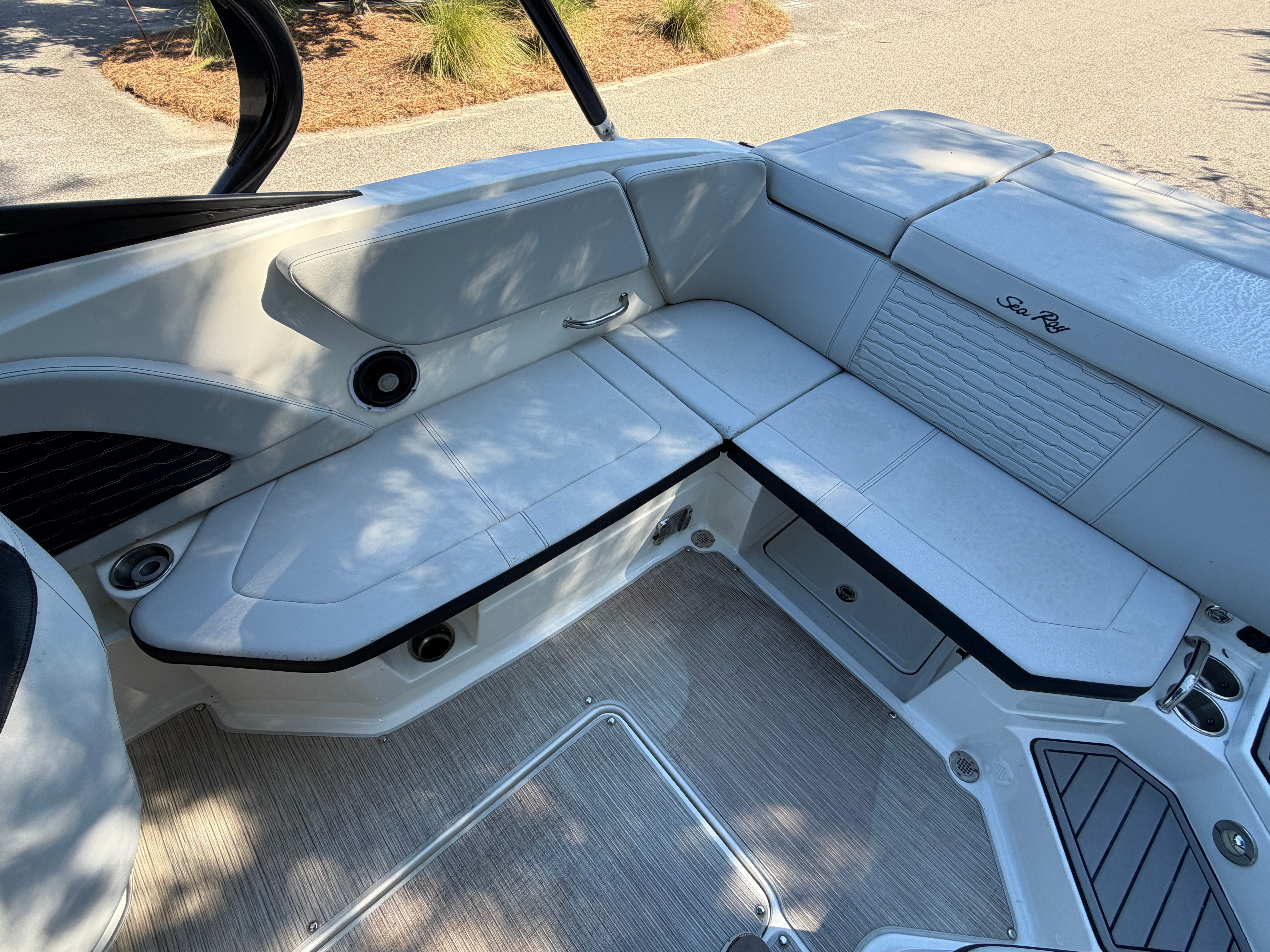 2022 Sea Ray 23 SPX - 8