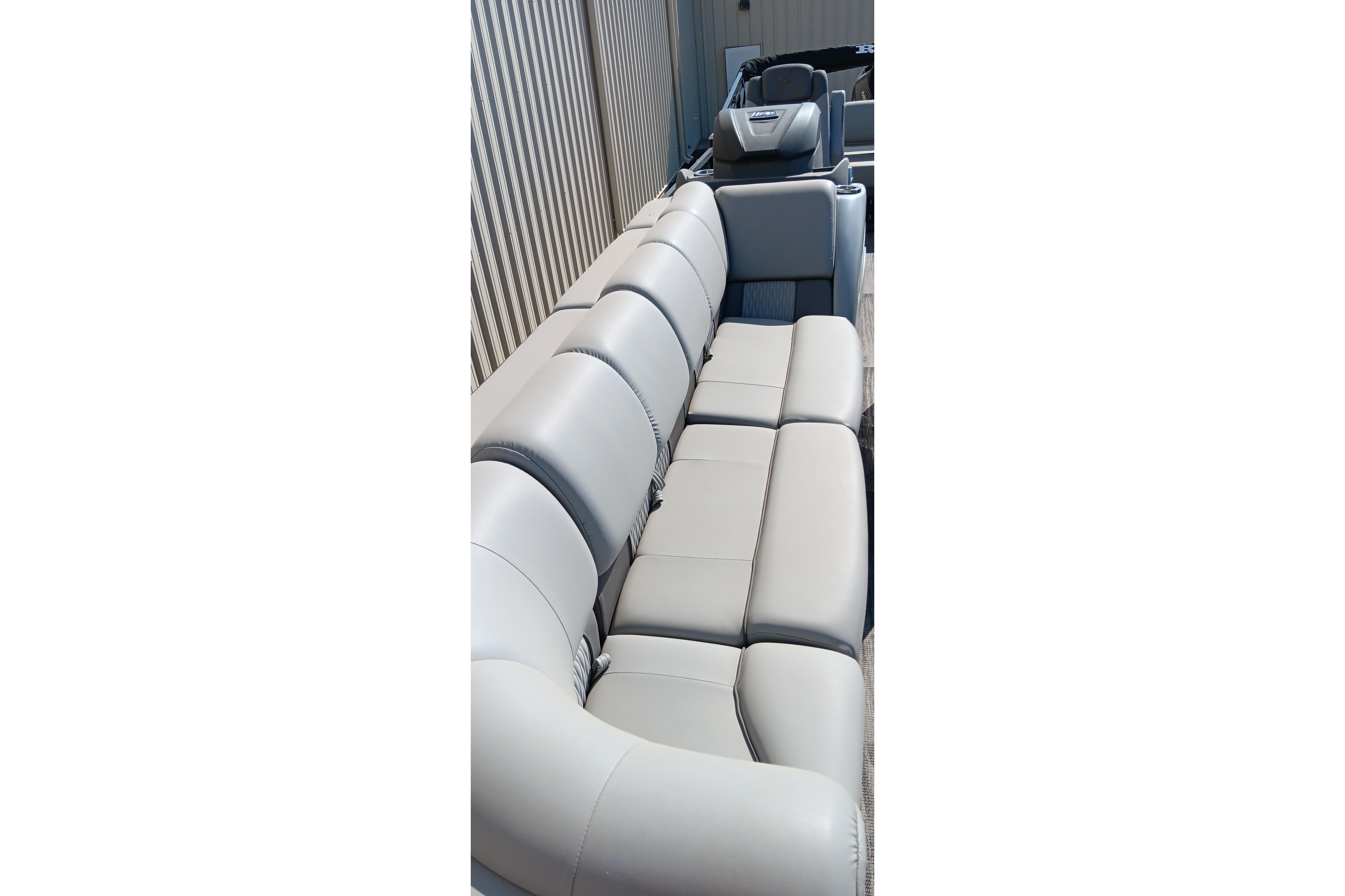 2023 Ranger 2500LS boat interior with sleek, comfortable seating.