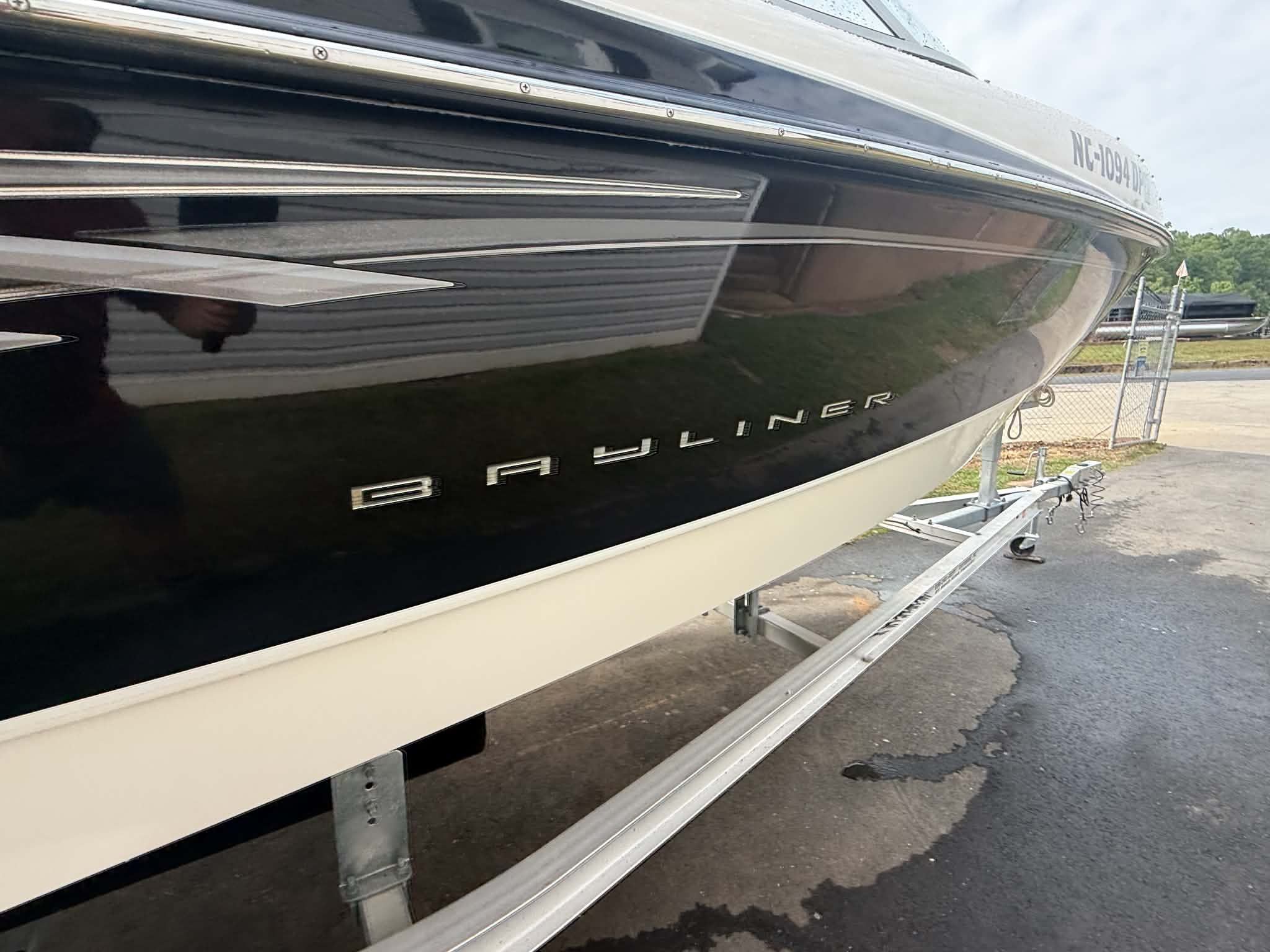2009 Bayliner 225 Br - 14