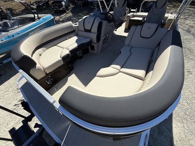 2026 Tahoe Cascade - 23 FT VRB - 15