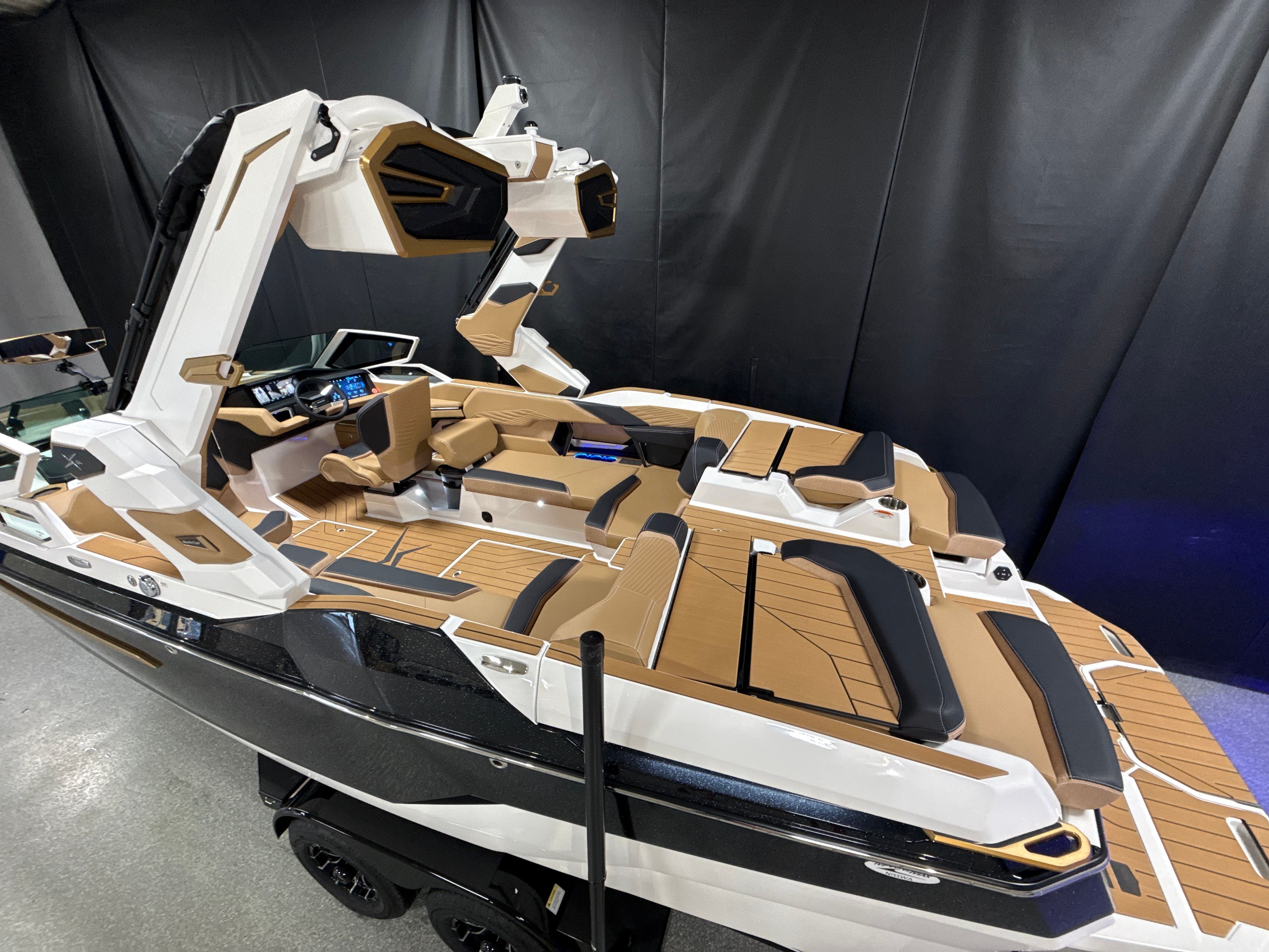 2026 MasterCraft X24 - 7