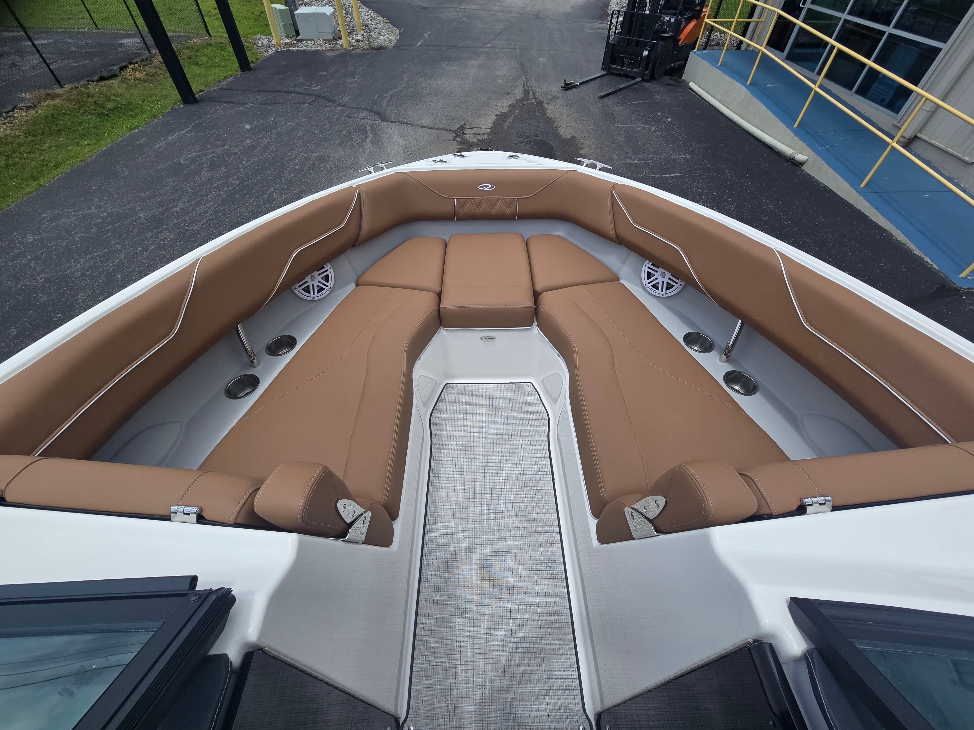 2027 REGAL LS4 - Image 20