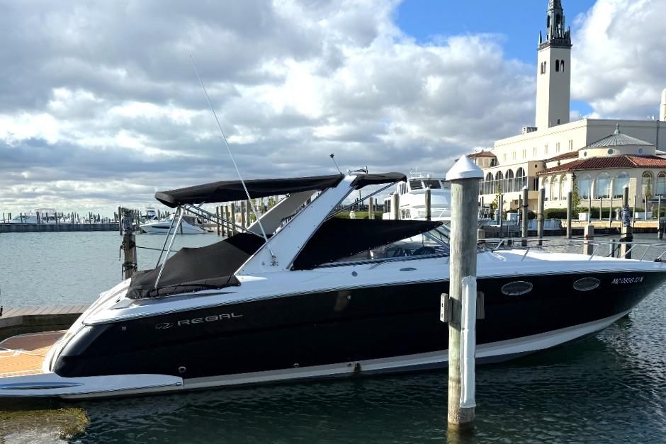 2007 Regal 3350 Sport Cruiser