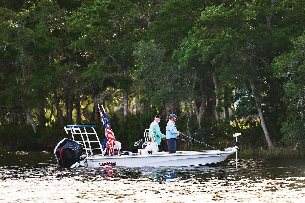2025 Mako 18 Pro Skiff Patriot Edition - 88