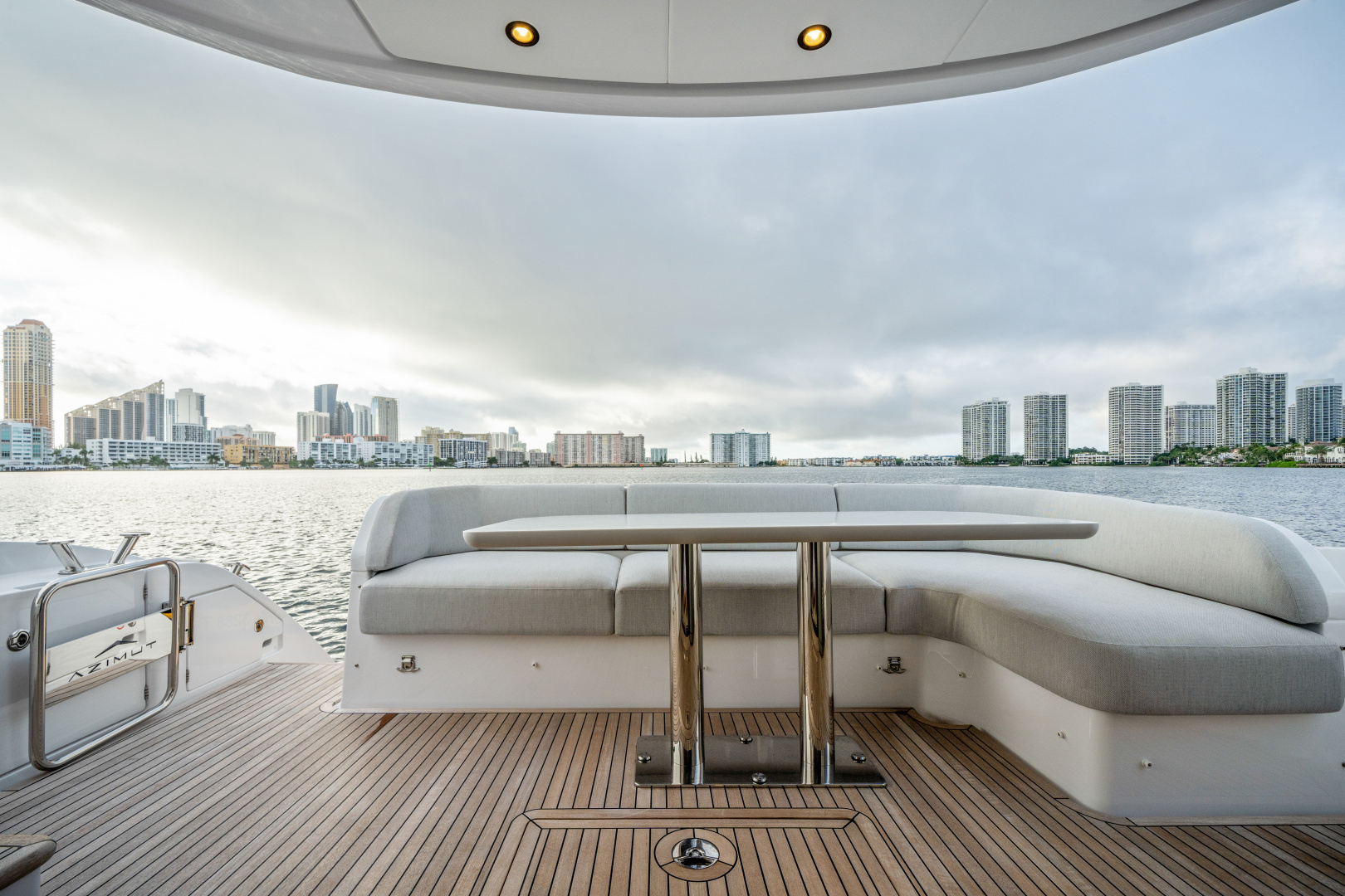 2023 Azimut 53 FLY - Image 41