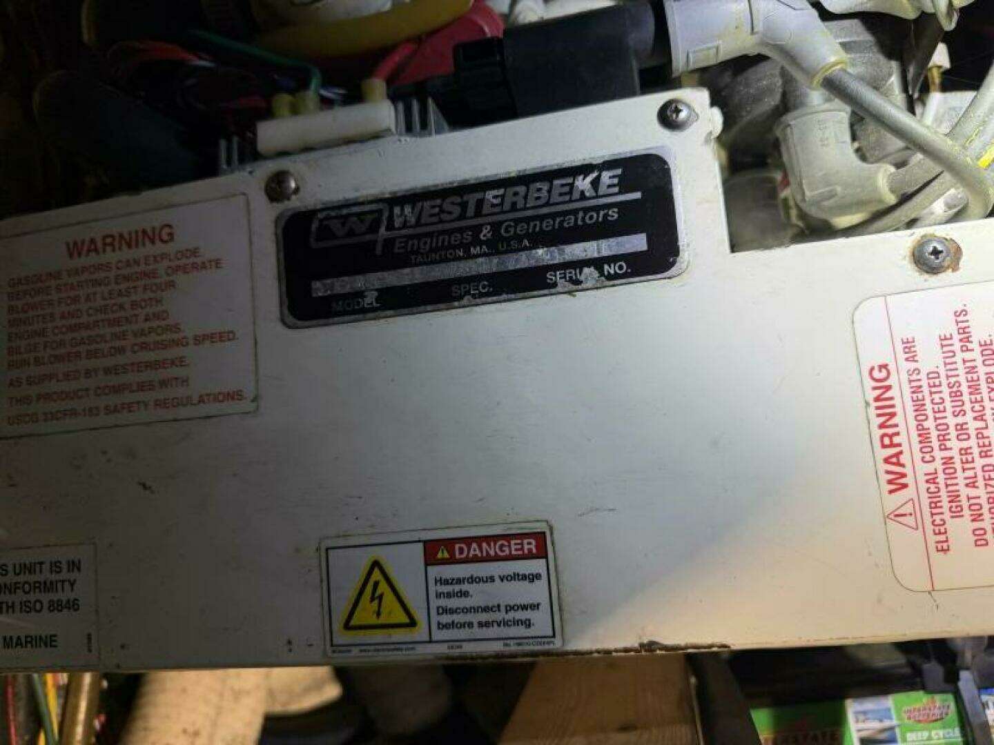2001 Maxum 3300 SCR - Image 32