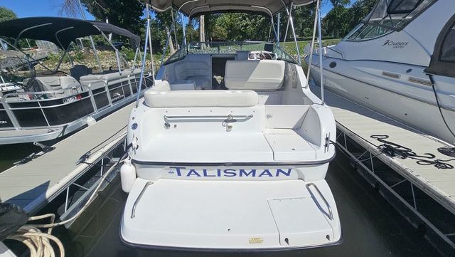 2000 Crownline 242 CR - 5