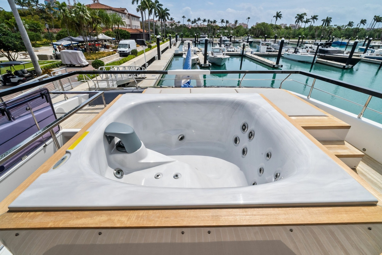 2023 Ferretti Yachts 860 - Image 22