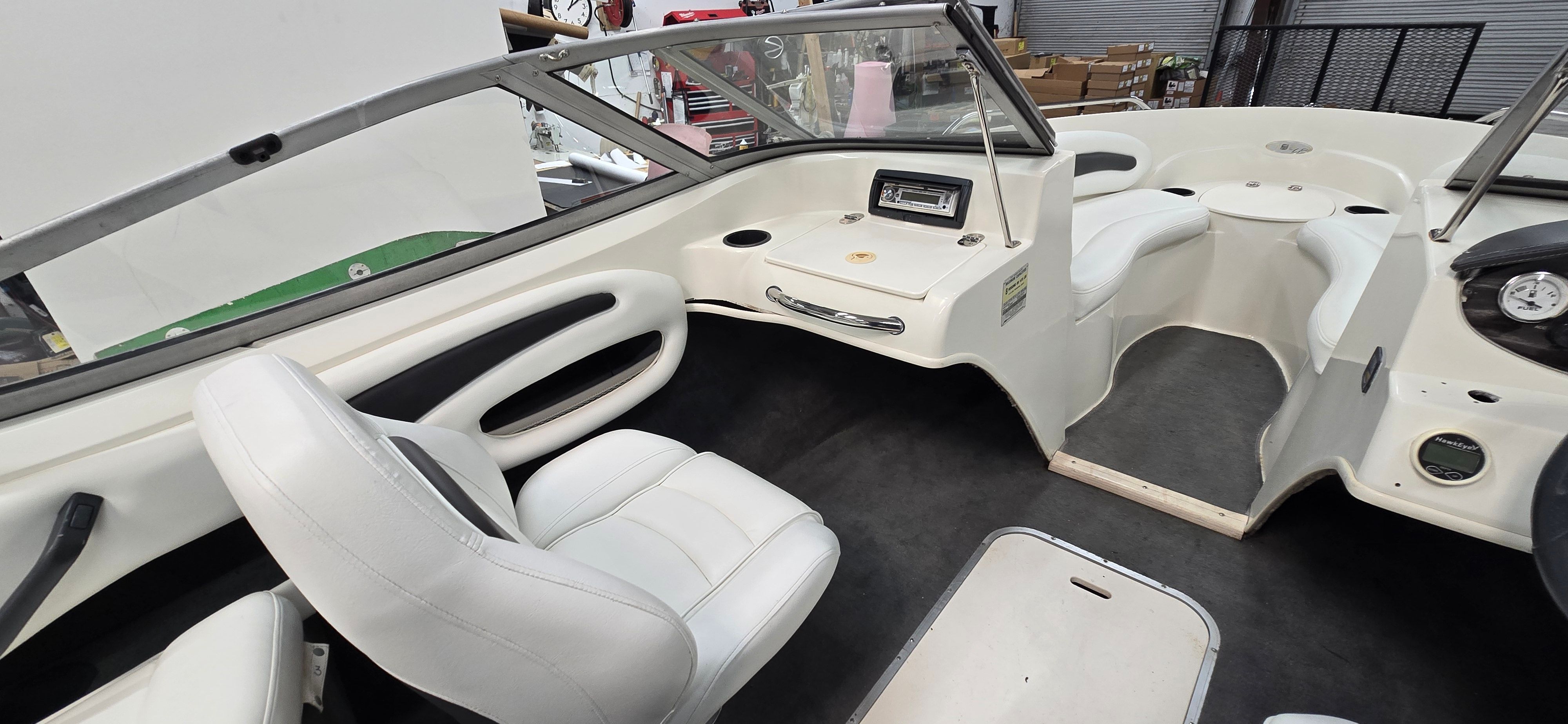 2004 Stingray 195 LR - 14