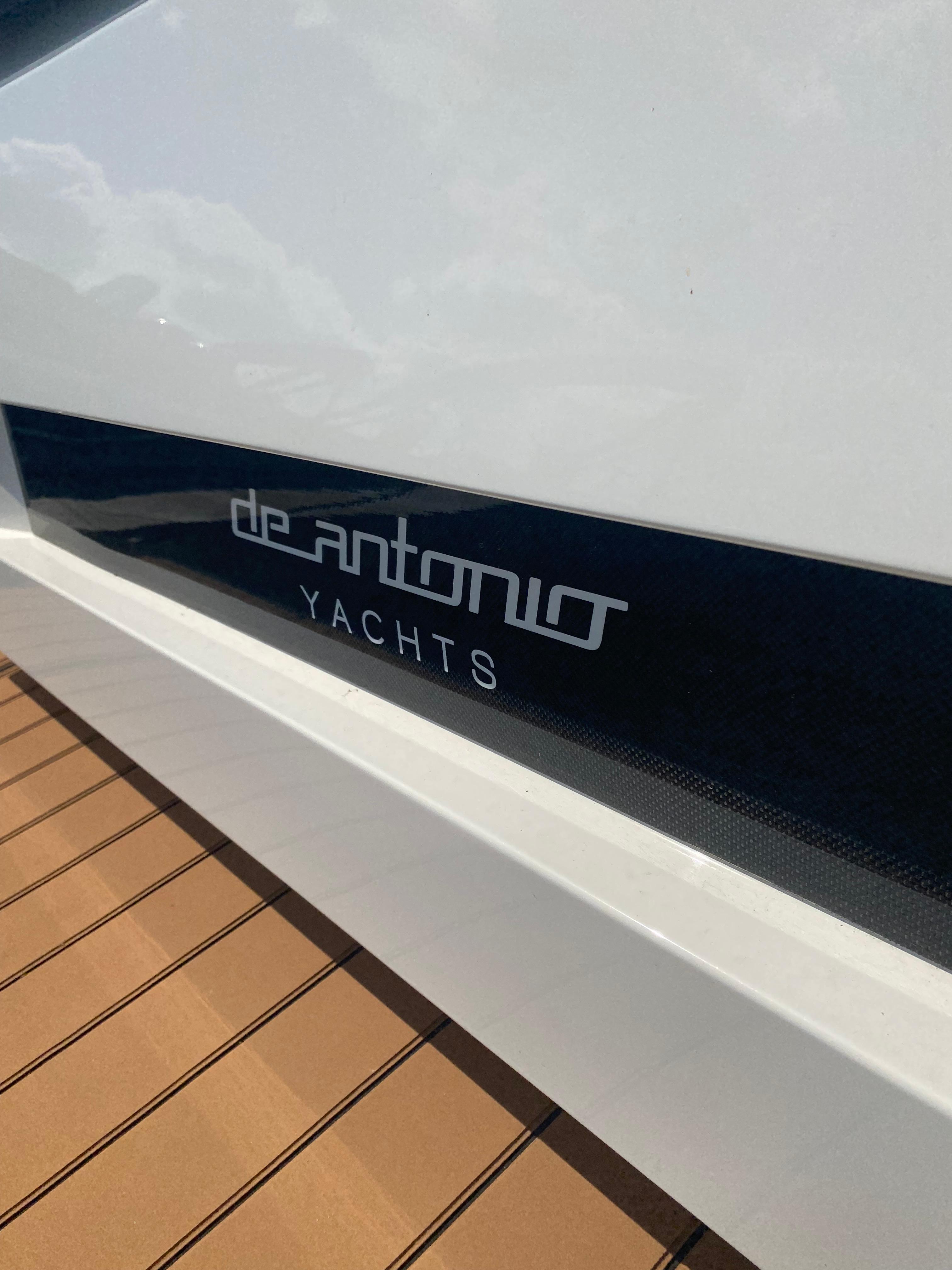 De Antonio Yachts D 28 2020 model logo on yacht exterior.