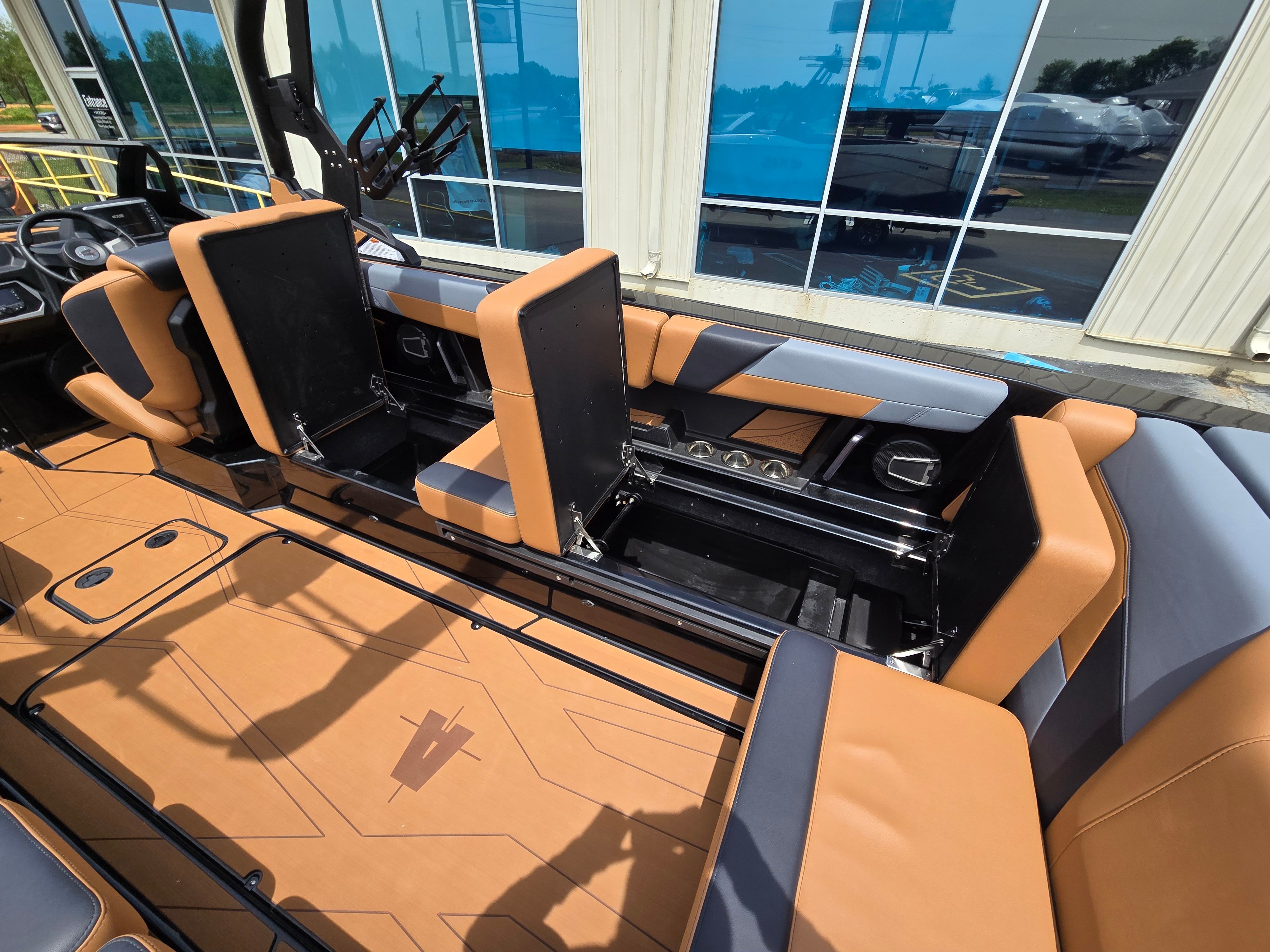 2026 AXIS T250 - Image 15