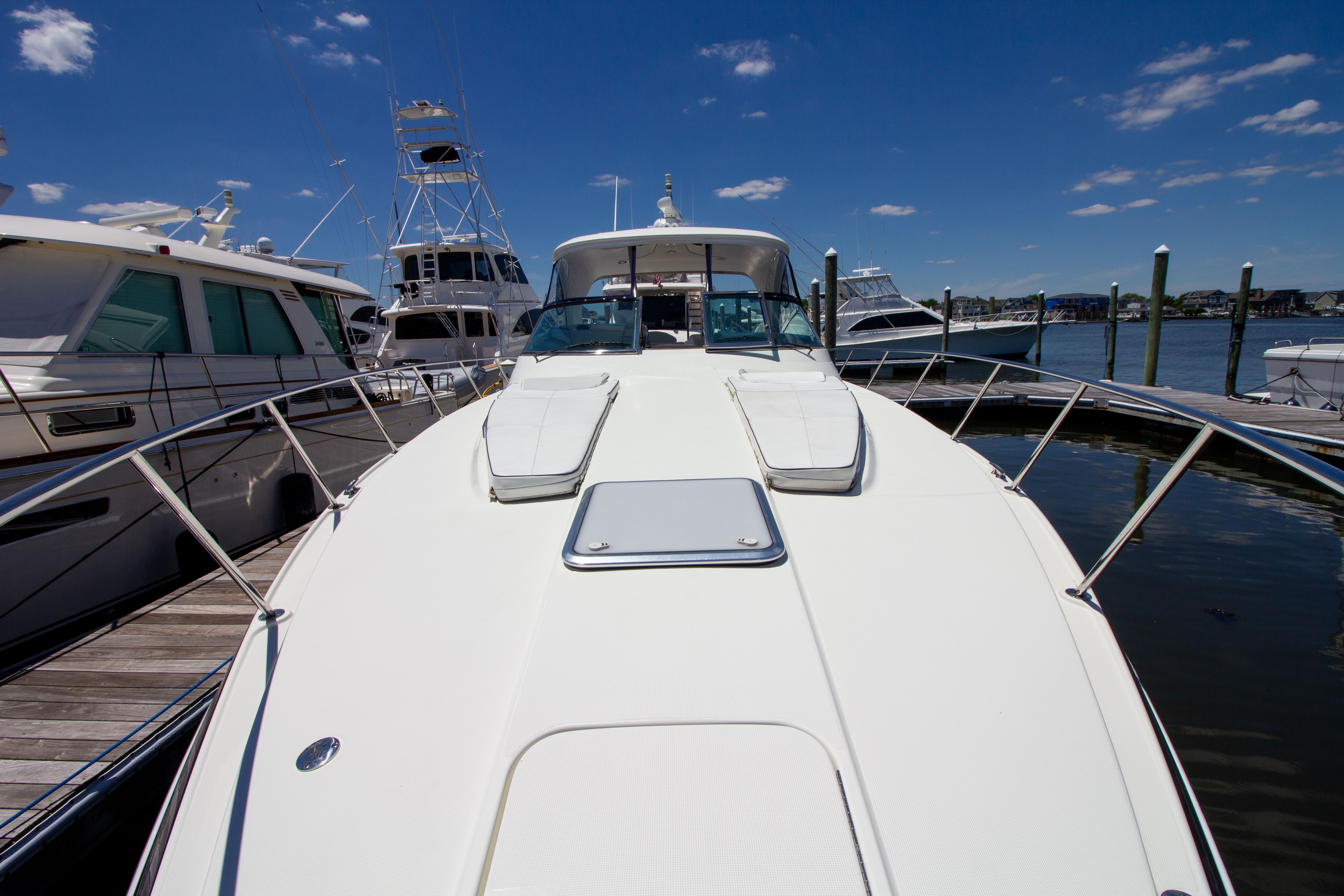 2016 Formula 40 Performance Cruiser docked on a sunny day.
