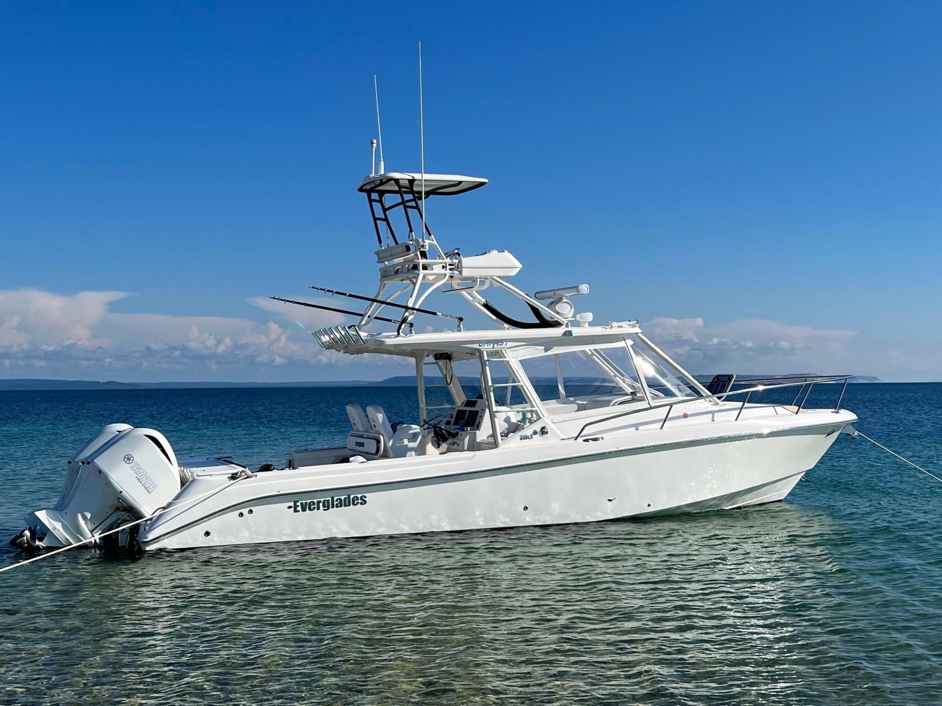 2012 Everglades 350LX