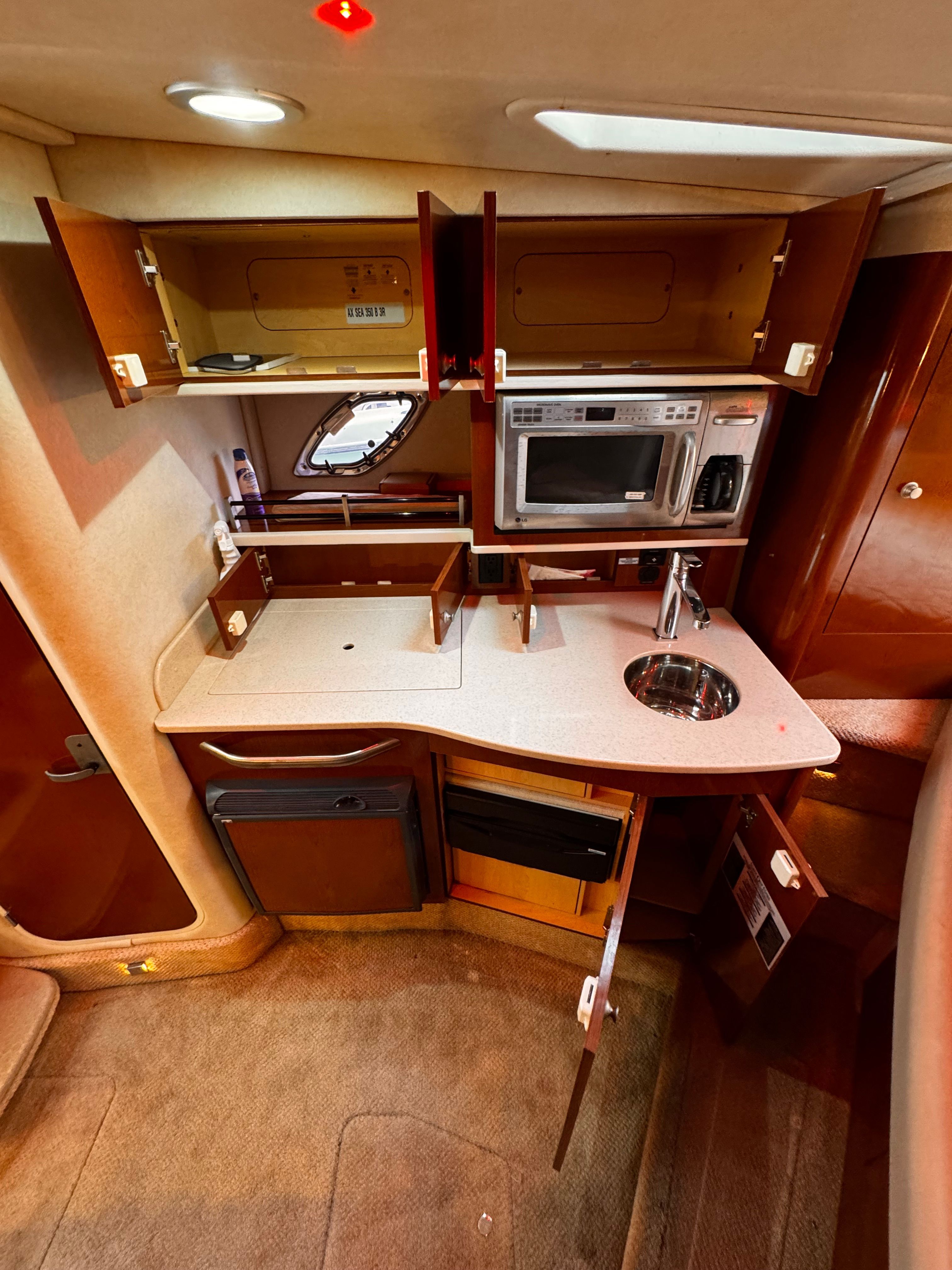 2008 Sea Ray Sundancer 310 - 35