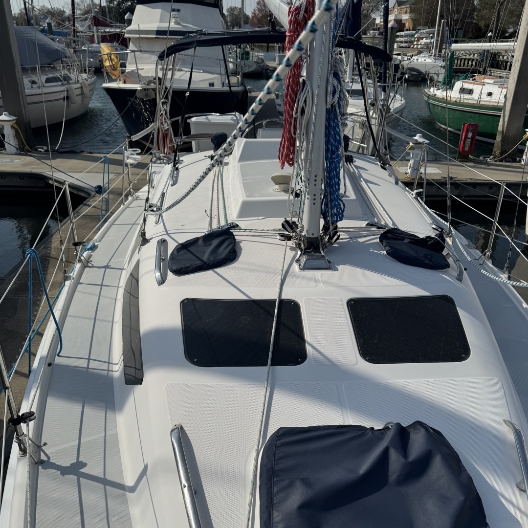 2002 Hunter 326 - Image 25