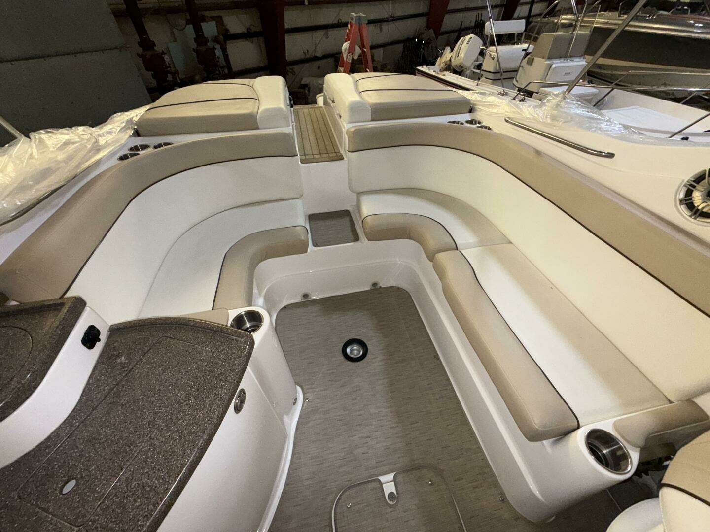 2013 Rinker 276 Captiva Bowrider - Image 11
