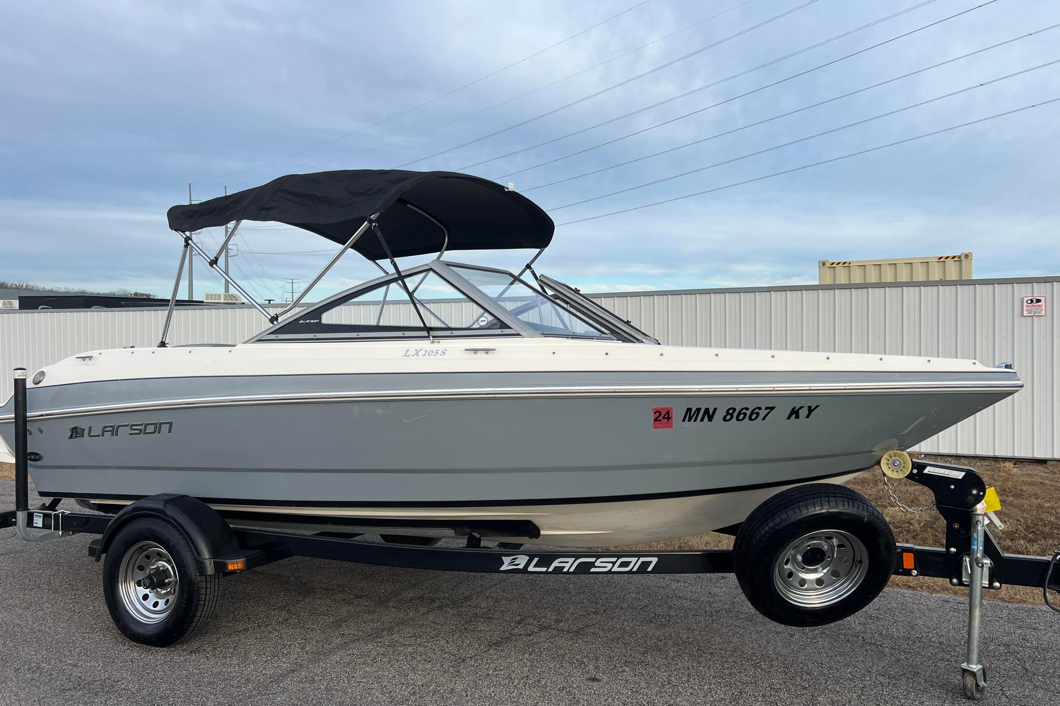 2013 Larson LX 205S I/O