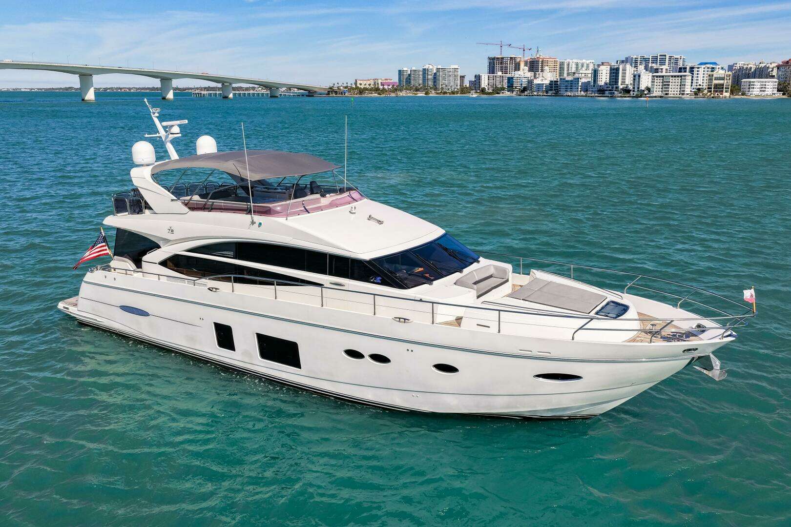 2014 Princess Y72 - Image 3