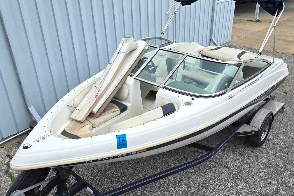 2003 Caravelle 187 Bow Rider