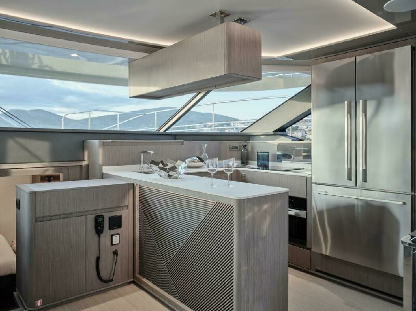 2027 Prestige M8 - Image 36