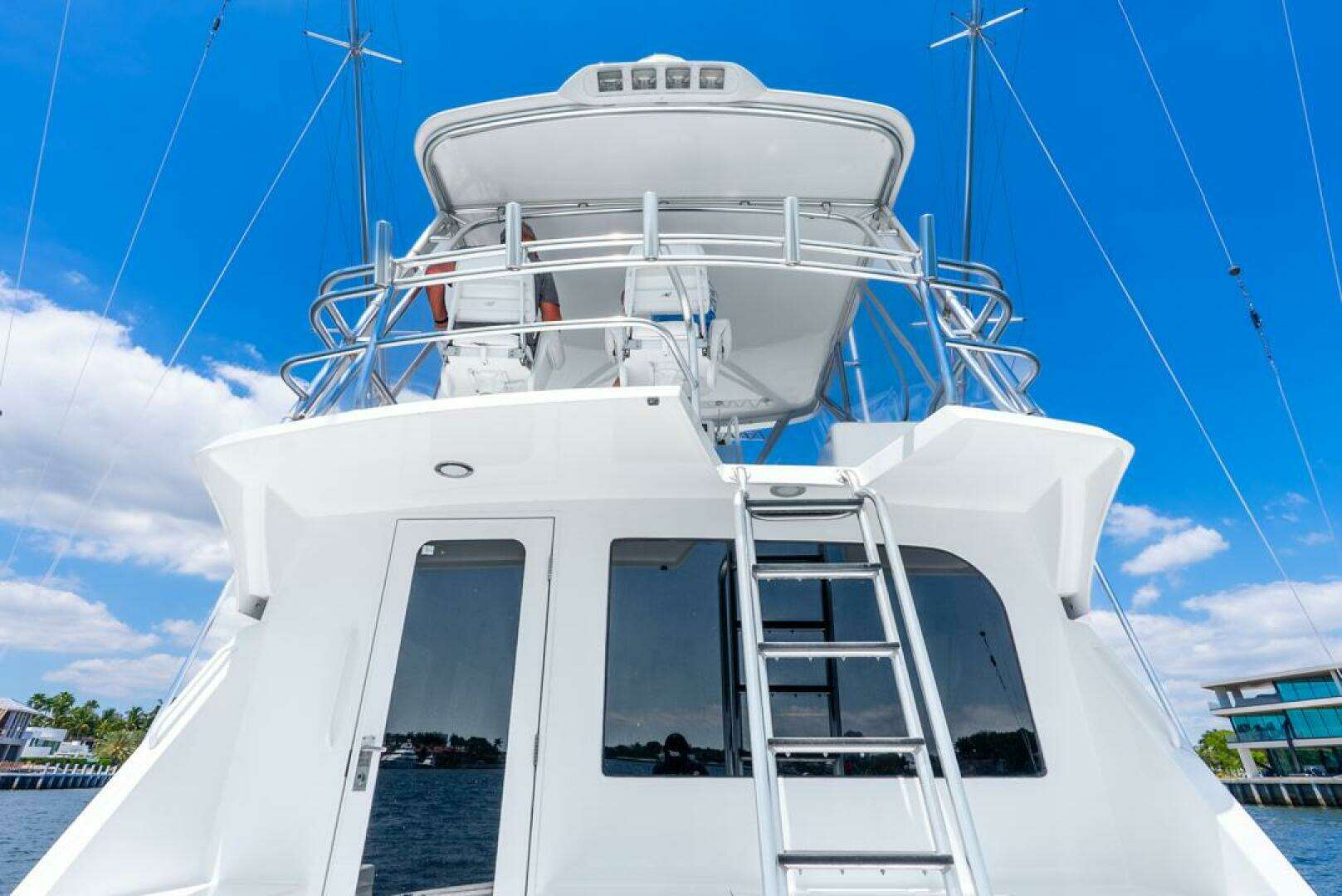 2005 Hatteras 50 Convertible - Image 29
