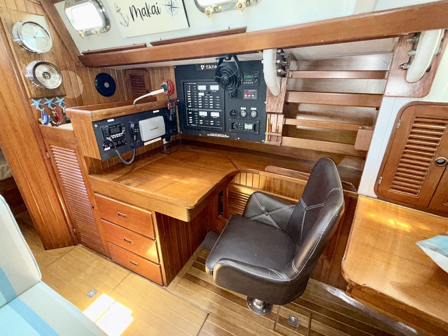 1985 Tayana Vancouver 42 - Image 21