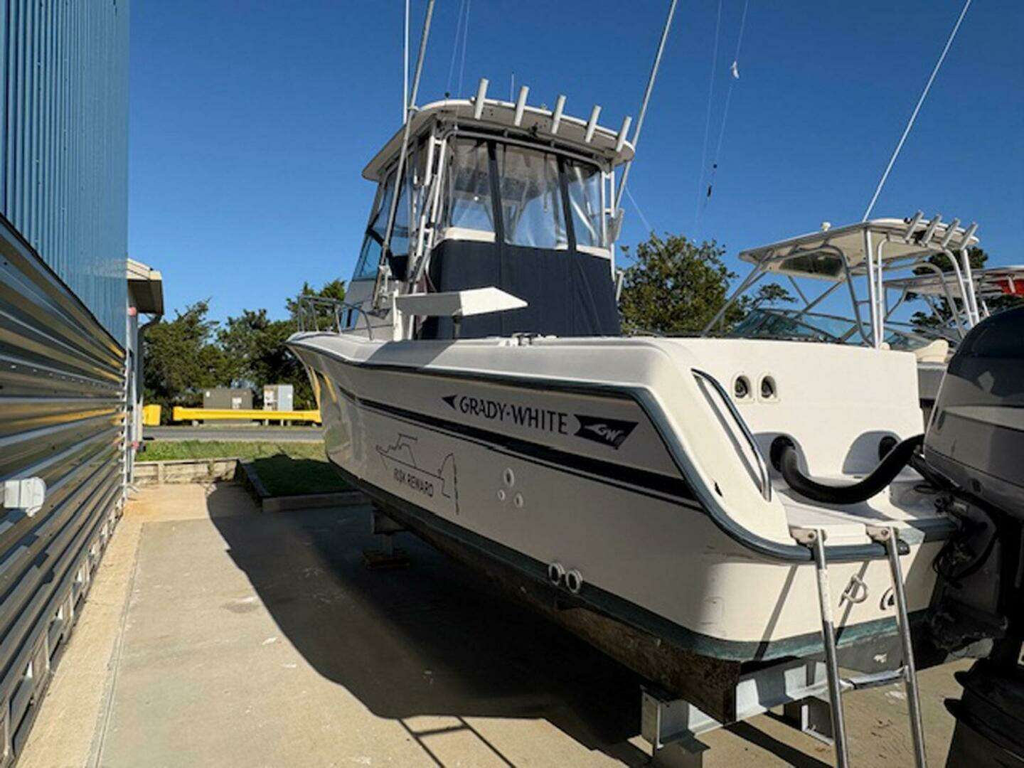 1995 Grady-White Sailfish 27 - Image 4