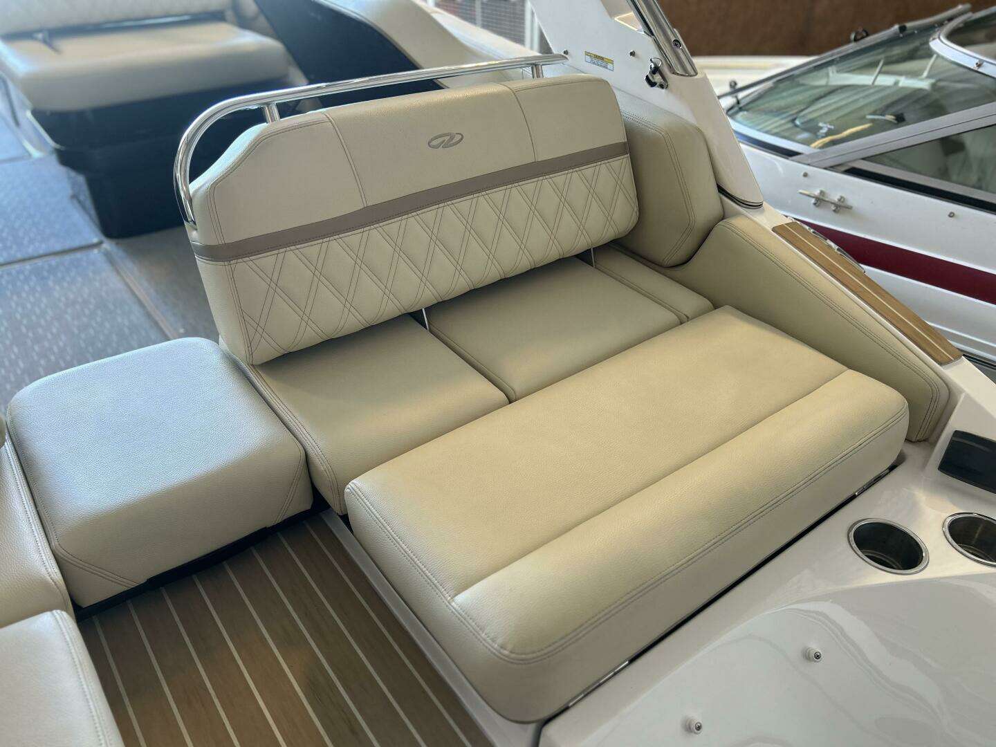 2019 Regal — - Image 25