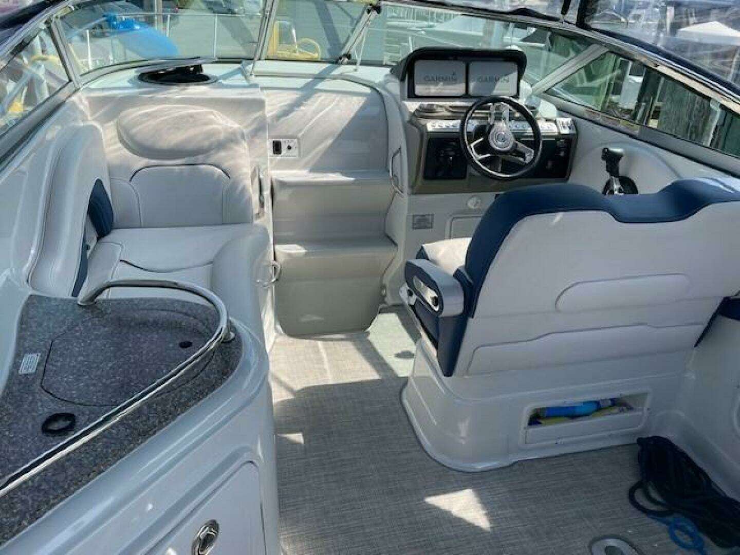 2023 Crownline — - Image 34