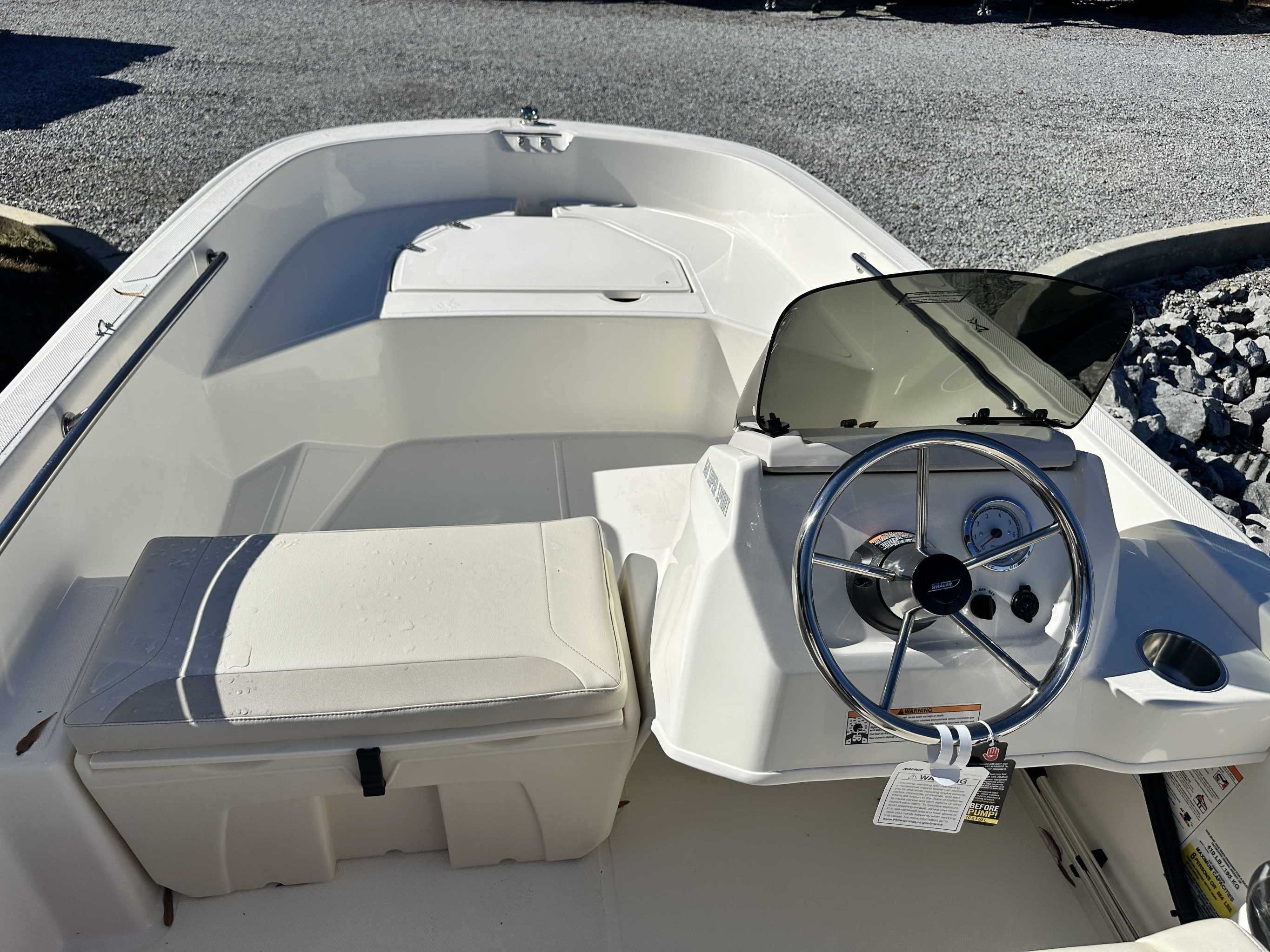 2025 Boston Whaler 160 Super Sport - 15