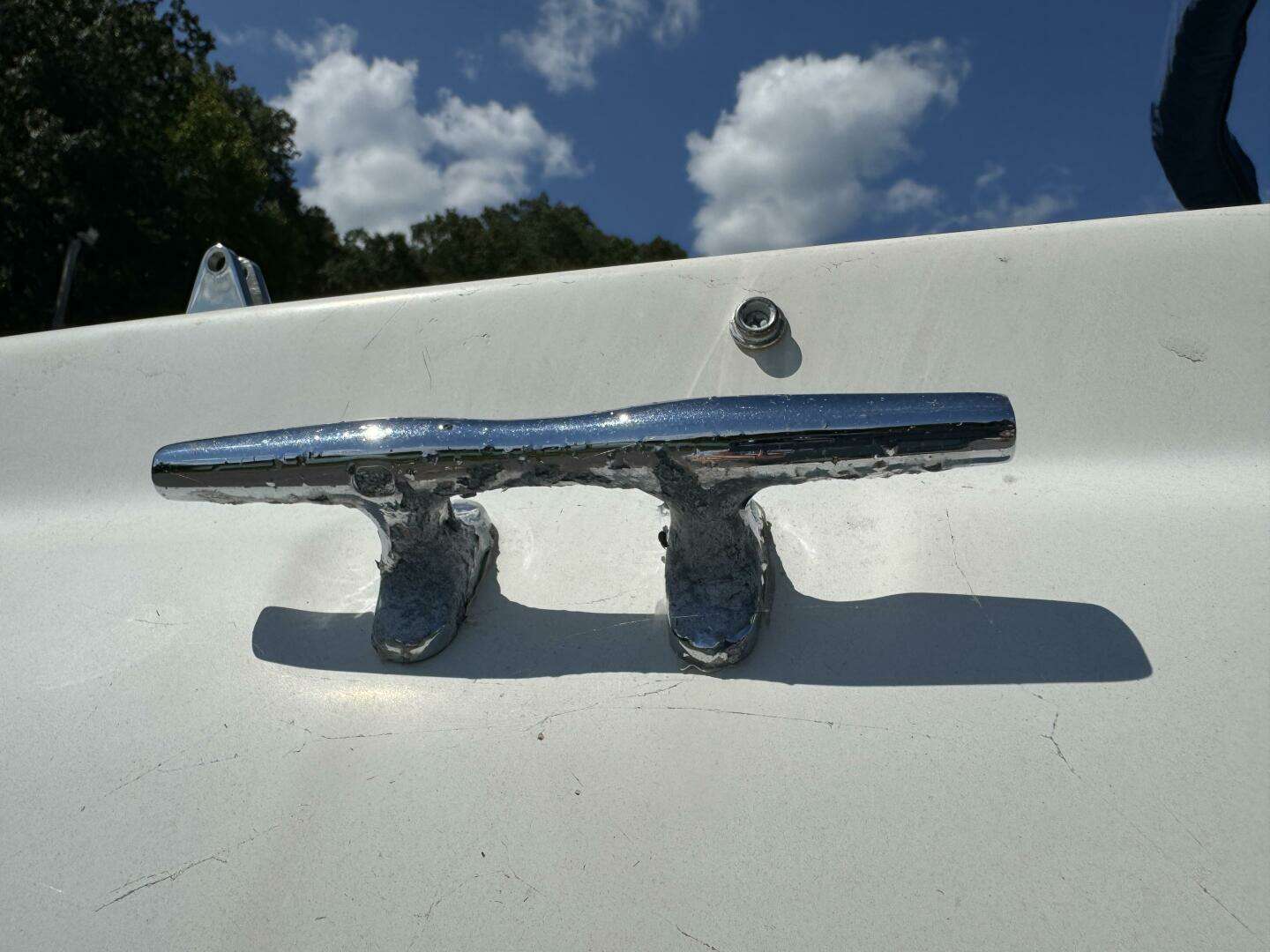 1999 Sea Ray 215 Express Cruiser - Image 119