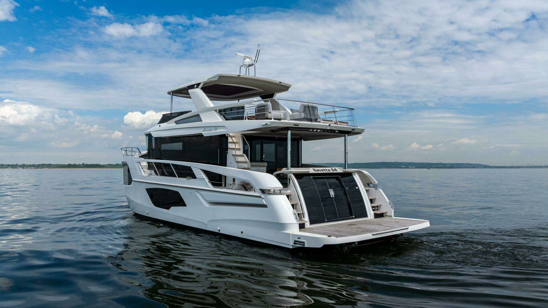 2025 Absolute Navetta 64 - Image 5