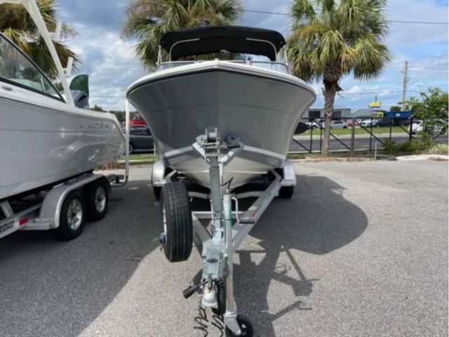 2025 Cobia 220 Dual Console - 9