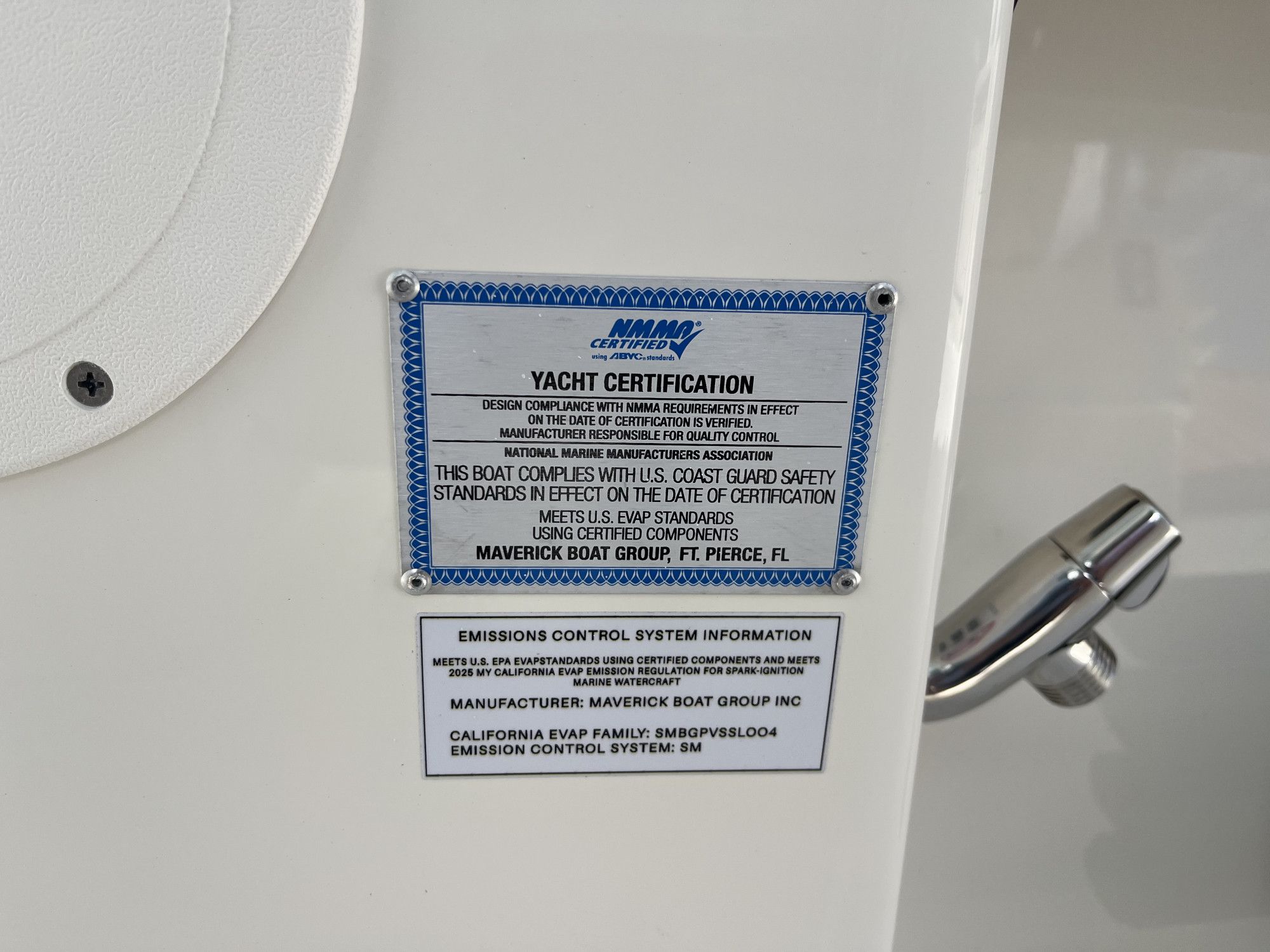 2026 Cobia 285 Open Center Console - 13