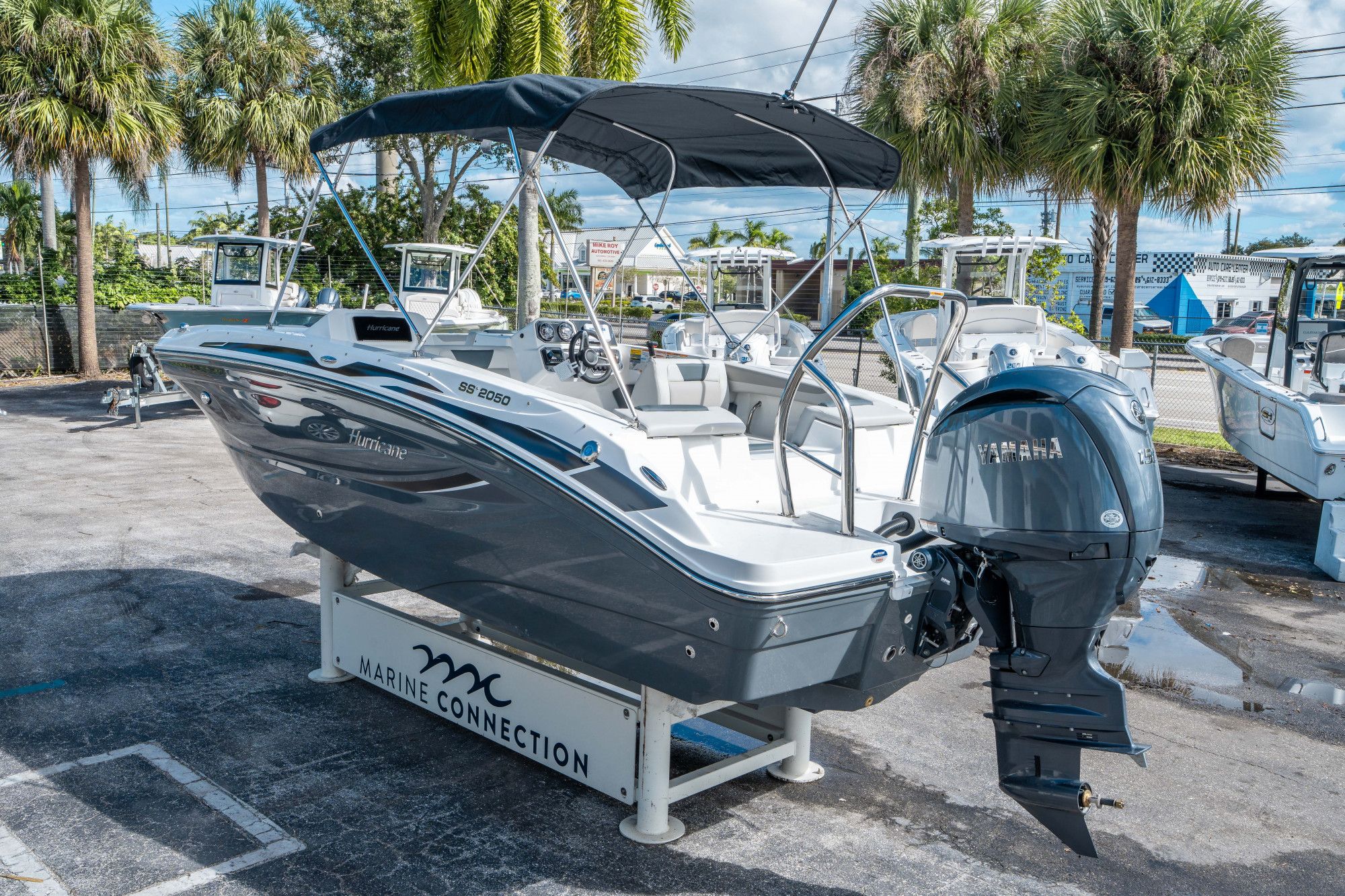 2026 Hurricane SunDeck 2050 OB - 4