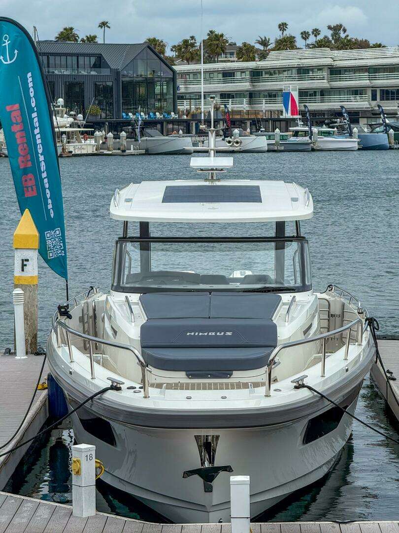 2022 Nimbus T11 - Image 16