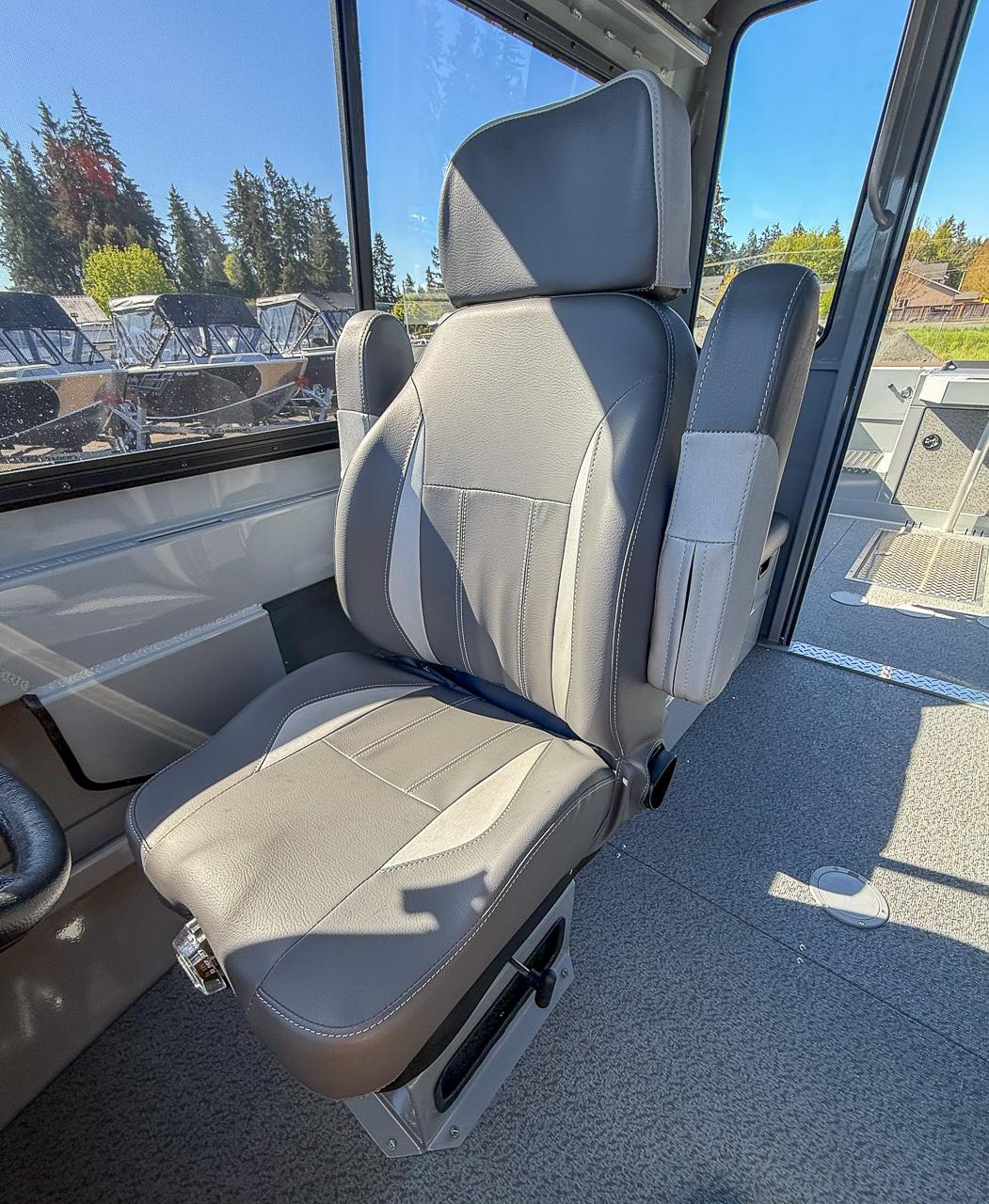 2026 Hewescraft 210 Sea Runner Hard Top - 11