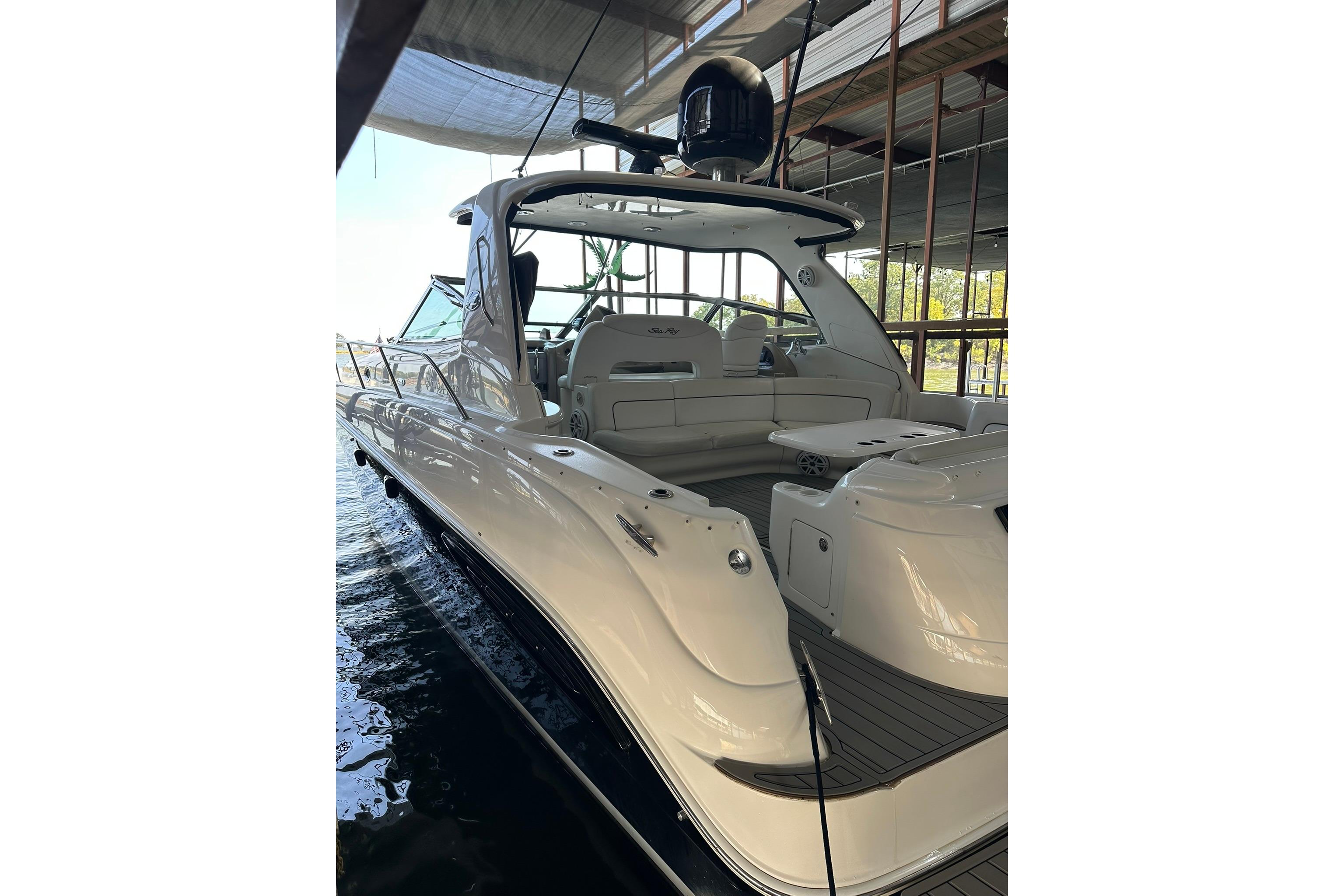 2003 Sea Ray Sundancer 460