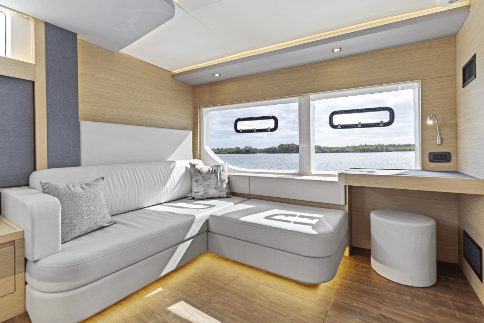 2026 Aquila 50 Yacht - Image 97