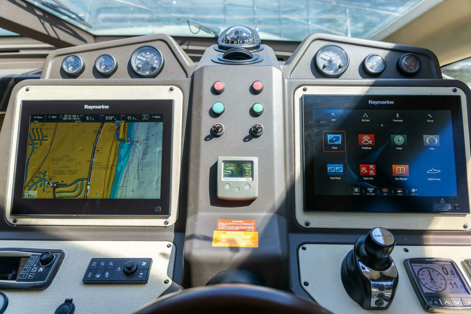 2015 Azimut 64 Flybridge - Image 12