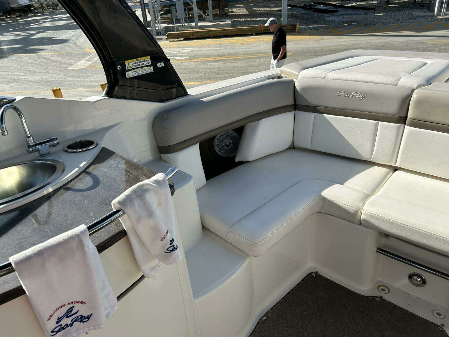 2013 Sea Ray 270 SLX - Image 15