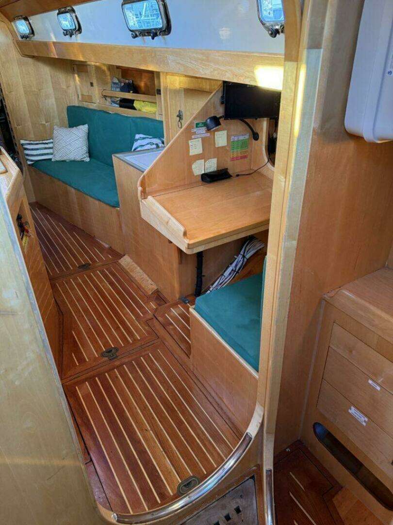 2007 Schooner — - Image 39