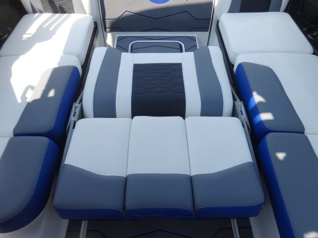 2026 Malibu Wakesetter 23 MXZ - 10