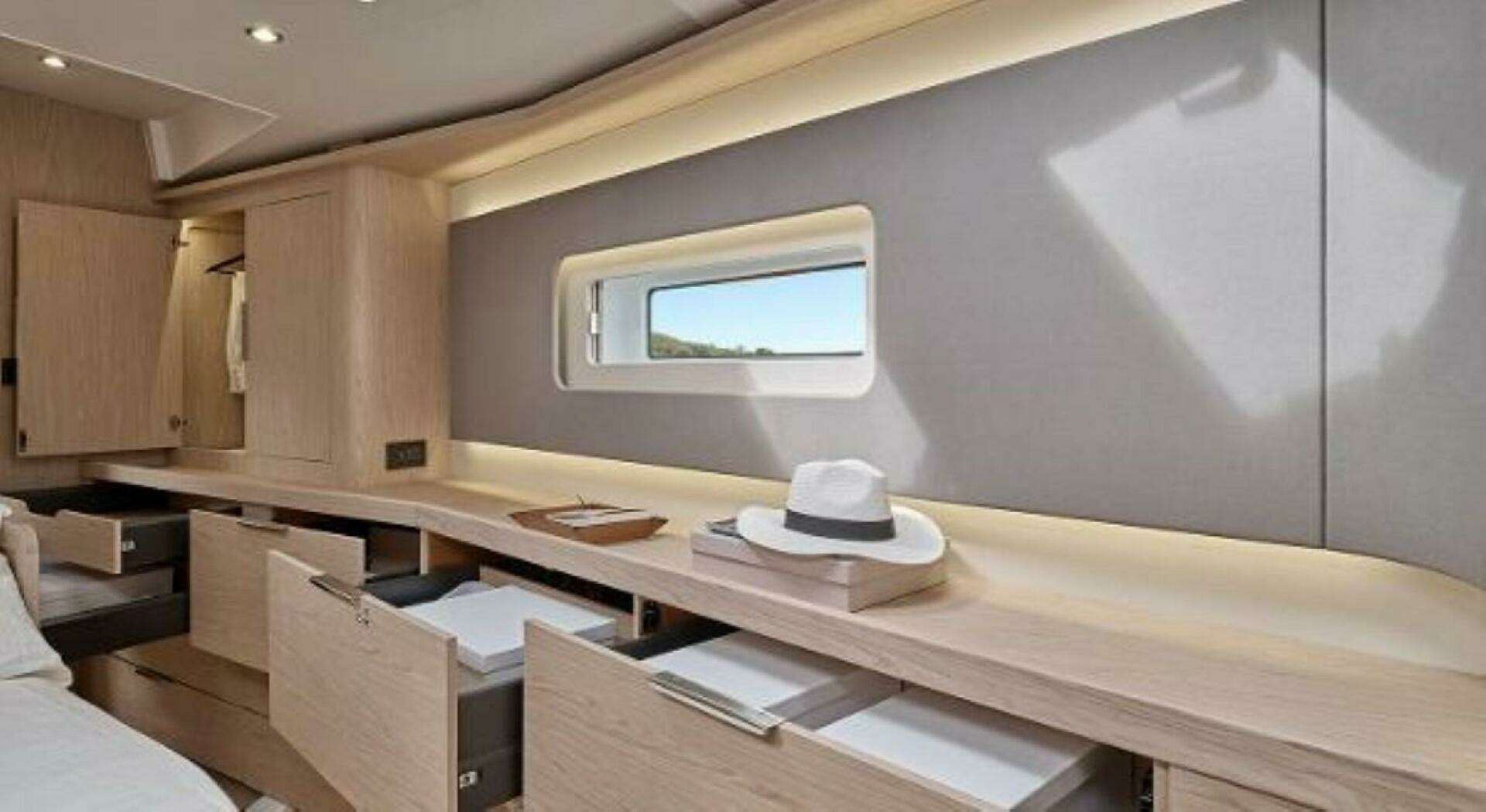 2025 Beneteau Oceanis Yacht 60 - Image 17