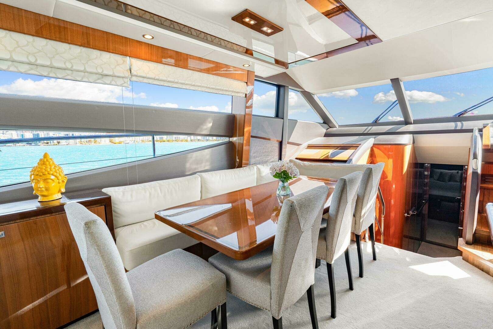 2014 Princess Y72 - Image 123