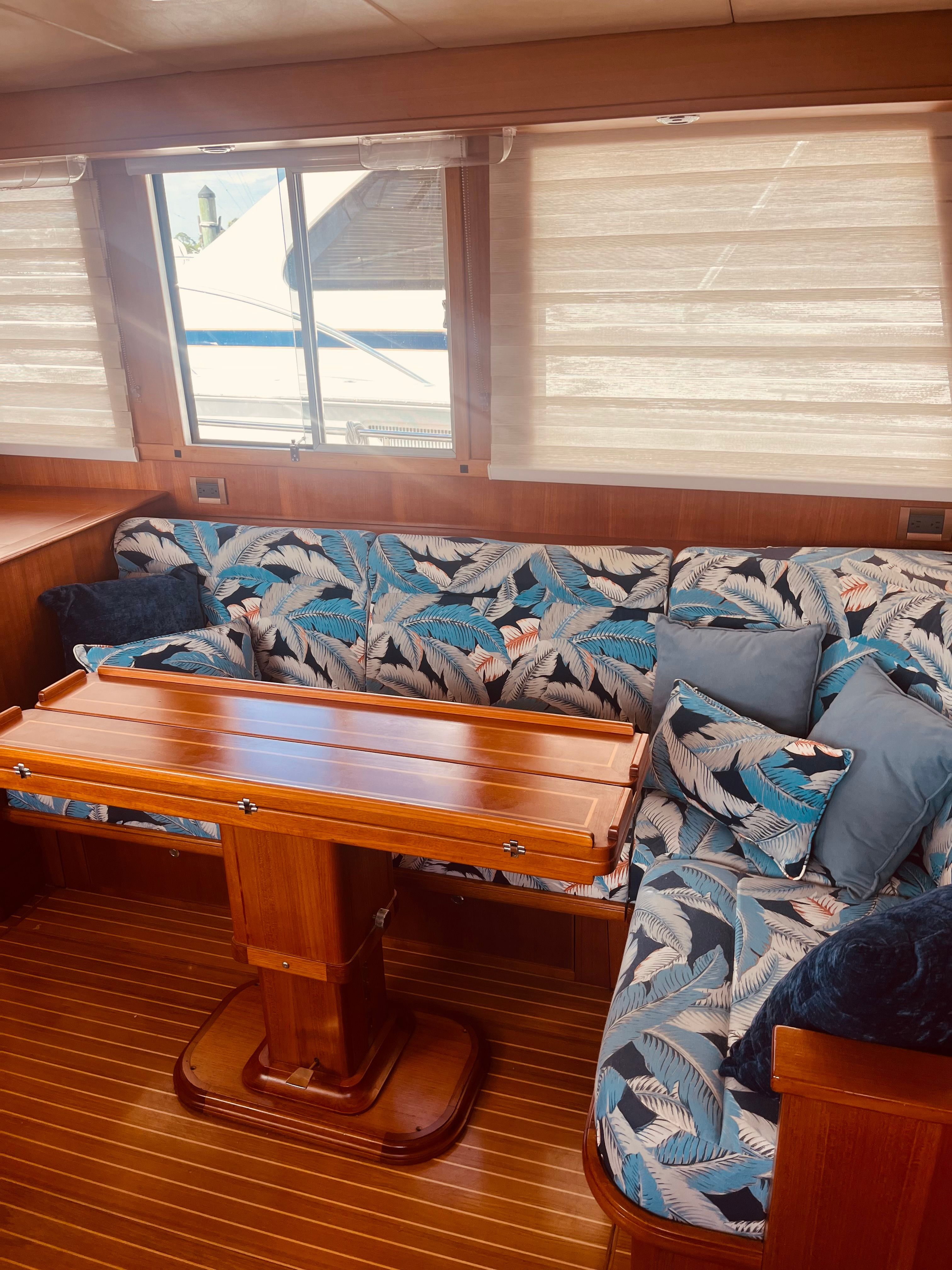 2007 Grand Banks 47 Heritage CL - 37