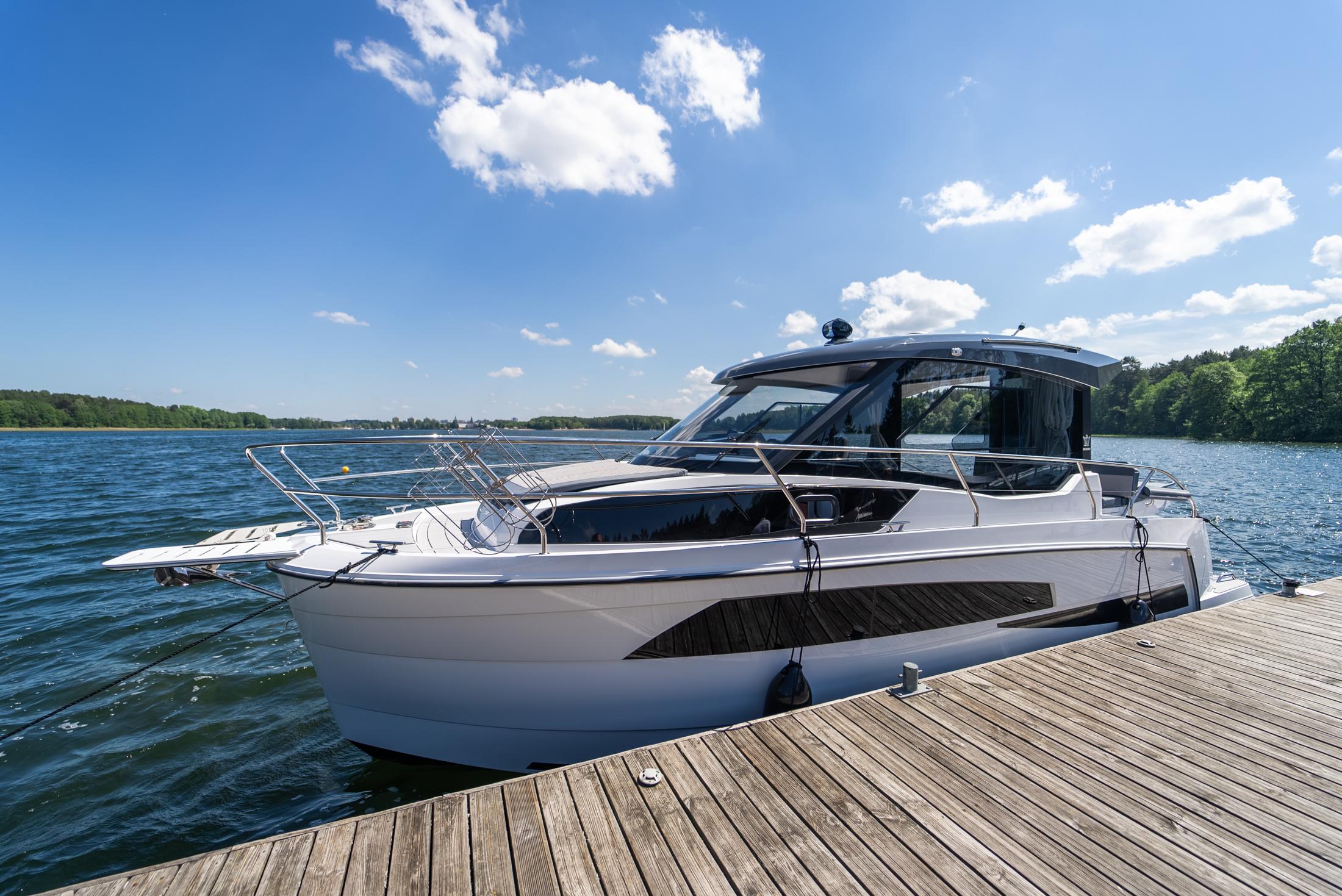 2024 Nautic 880
