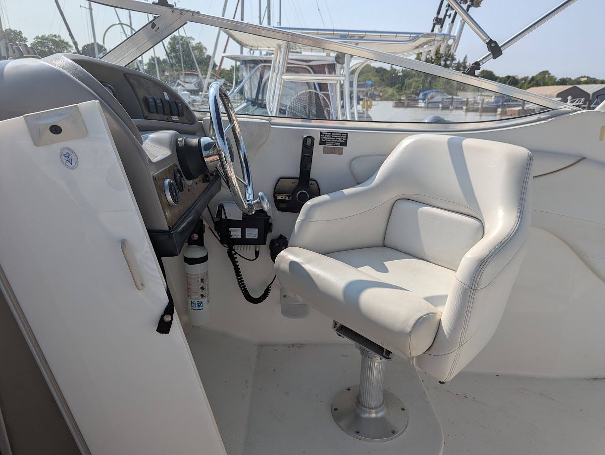 2000 Wellcraft 2600 Martinique - 10