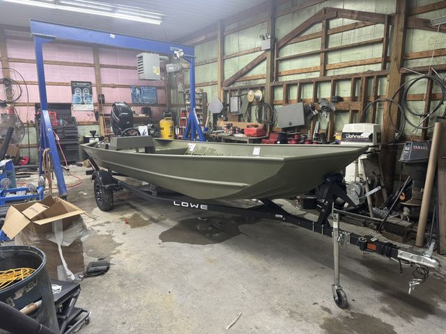 2026 Lowe 1852 MT Jon W/ Factory Console Package - 2