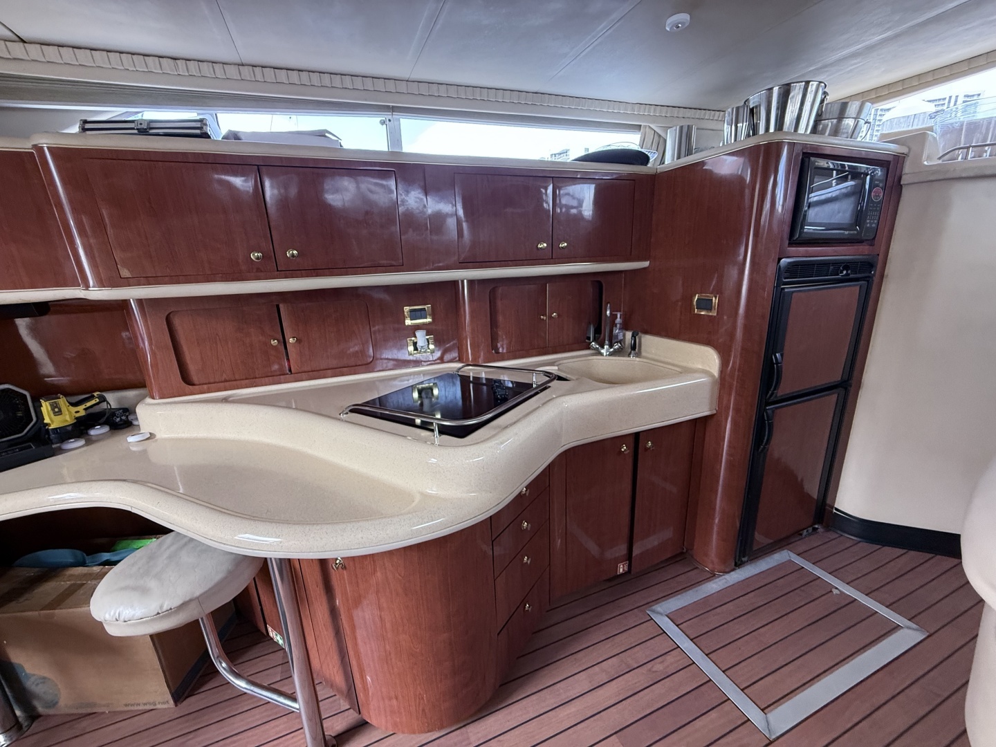 2001 Sea Ray 450 Express Bridge - Image 24